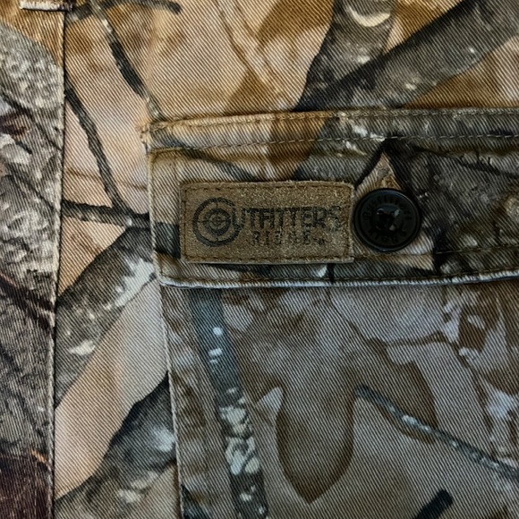 Boys size 6/7 Outfitters Ridge camo pants - Picture 3 of 4